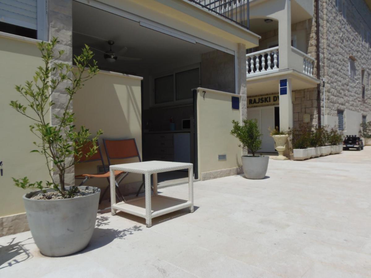 Villa Rajski Dvor 2 Bol Luaran gambar